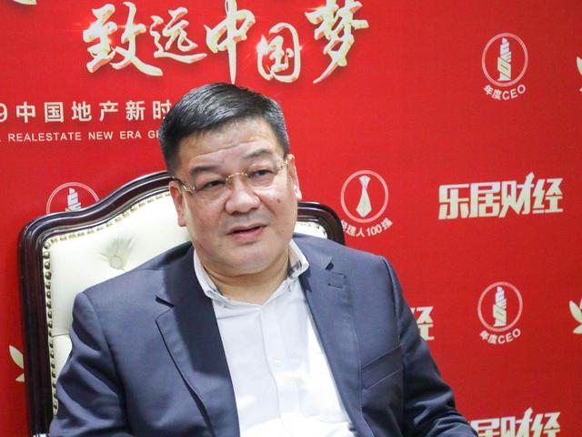 德记者批奥巴梅扬耍“猴戏”,奥巴梅扬父亲还击_开云官网(图2) 开云官方登录